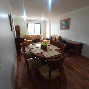 Full Amoblada Con Piscina En La Republica De El Salvador Quito